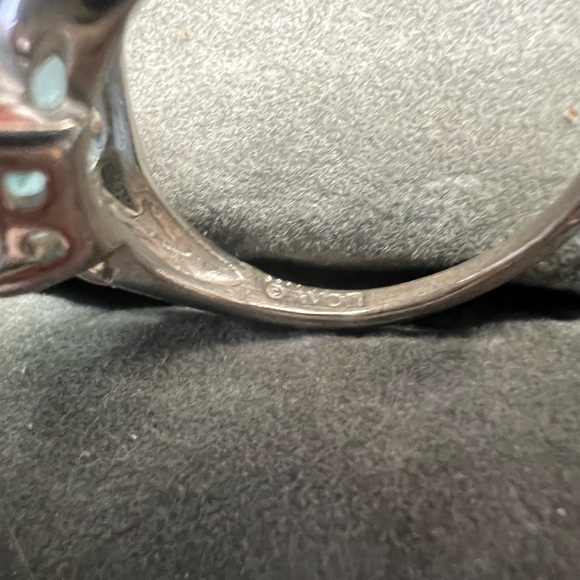 Avon Blue stone silver ring - Picture 2 of 3